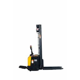 Apilador Elctrico Full Premium 1500kg 4.8m Batera de Litio