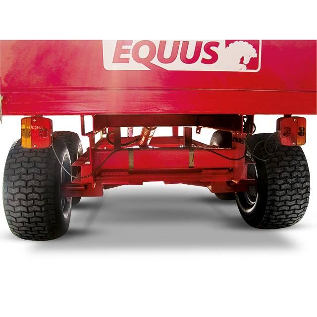 Trailer rojo 2000kg agricola volcador Uruguay